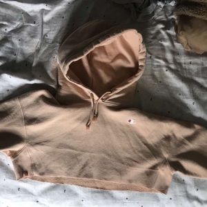 Cropped hoodie